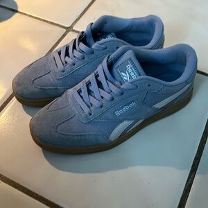 Reebok suede blue